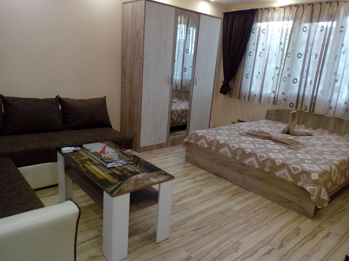 Апартамент Дани Apartament Dani Kazanlŭk Eksteriør bilde
