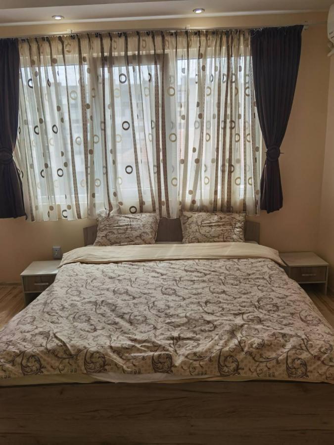 Апартамент Дани Apartament Dani Kazanlŭk Eksteriør bilde